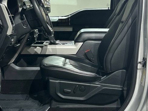 Used 2019 Ford F150 Lariat w/ Equipment Group 502A Luxury AWD/4WD image 44