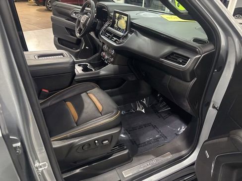 Used 2024 GMC Yukon AT4 w/ AT4 Premium Package AWD/4WD image 39