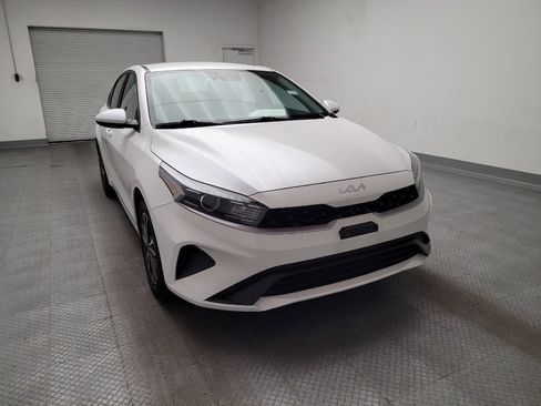 Used 2023 Kia Forte LXS FWD image 14