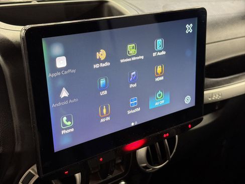 Used 2016 Jeep Wrangler Unlimited Rubicon image 23