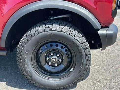 New 2026 Ford Bronco Big Bend w/ Black Diamond Package AWD/4WD image 9