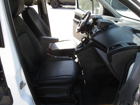 Used 2019 Ford Transit Connect XL FWD image 19