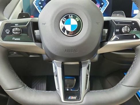 Used 2025 BMW X3 xDrive30i w/ Premium Package image 41