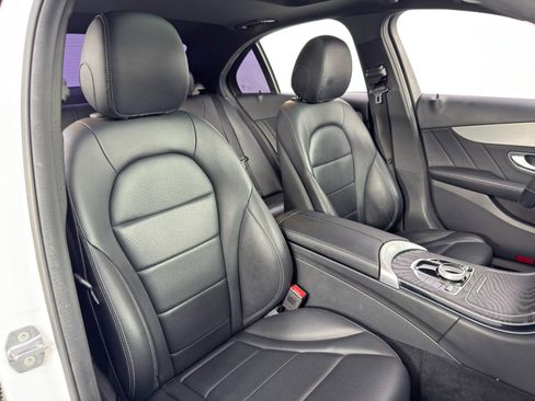 Used 2019 Mercedes-Benz C 300 Sedan w/ AMG Line image 37