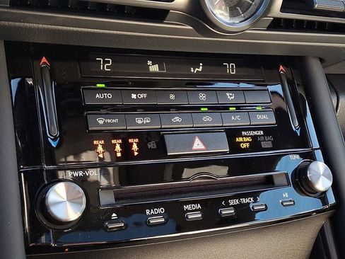 Used 2025 Lexus IS 350 F Sport image 17