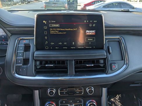 Used 2024 GMC Yukon SLT image 24