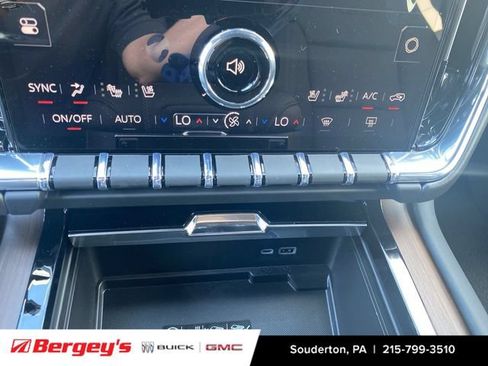 New 2026 GMC Yukon Denali AWD/4WD image 37