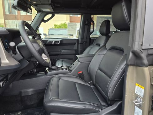 New 2026 Ford Bronco Outer Banks AWD/4WD image 16