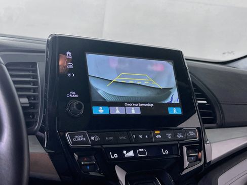 Used 2023 Honda Odyssey EX-L image 13