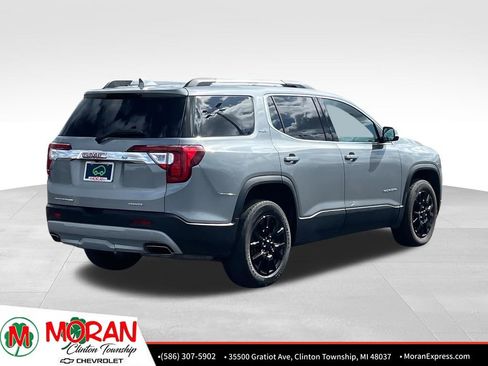 Used 2023 GMC Acadia SLT image 5