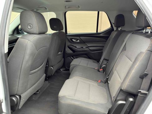 Used 2020 Chevrolet Traverse LS FWD image 47