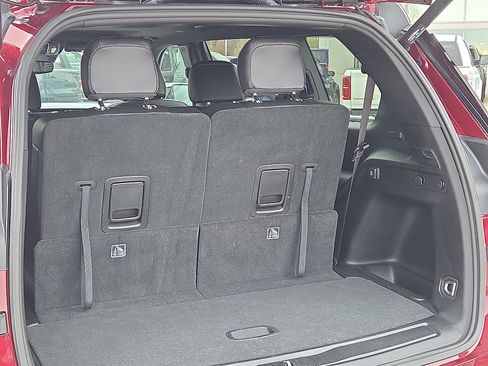 Used 2024 Jeep Grand Cherokee L Altitude image 9