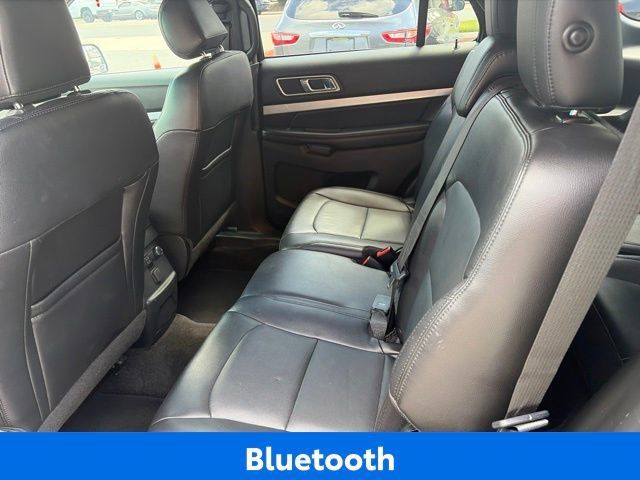 Used 2016 Ford Explorer XLT w/ Equipment Group 202A FWD image 10