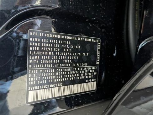 New 2026 Volkswagen Tiguan SE R-Line FWD image 16