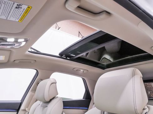 Certified 2026 Genesis GV70 2.5T Select image 10