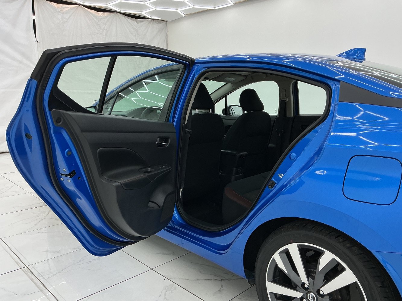 Used 2020 Nissan Versa SR w/ Convenience Package FWD image 22