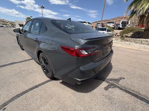 Used 2025 Toyota Camry SE FWD image 3