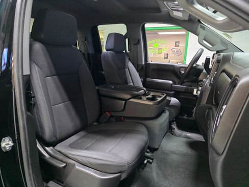 Used 2020 Chevrolet Silverado 1500 Custom w/ Custom Value Package image 24