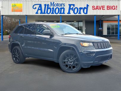Used 2018 Jeep Grand Cherokee Altitude