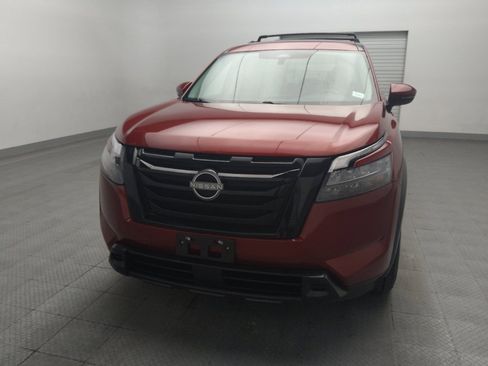 Used 2023 Nissan Pathfinder SV w/ Lighting Package (N92) FWD image 15