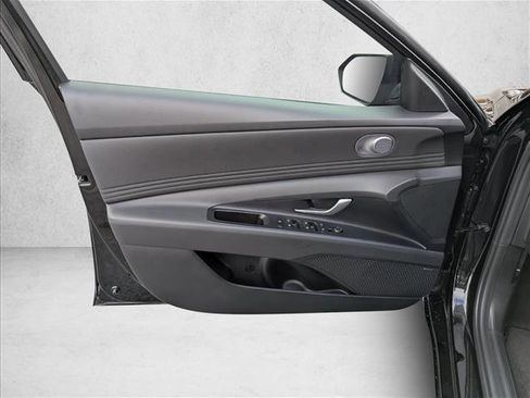 New 2026 Hyundai Elantra Limited image 23