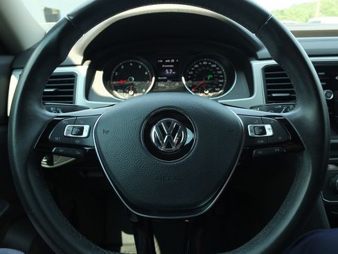 Used 2019 Volkswagen Atlas SE FWD image 20