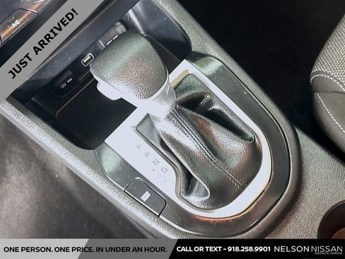 Used 2023 Kia Forte LXS image 16