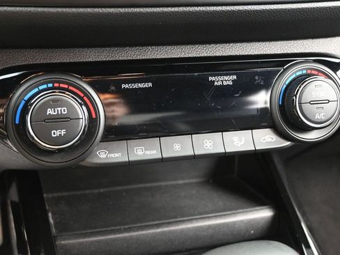 Used 2023 Kia Forte GT-Line w/ GT-Line Technology Package FWD image 16