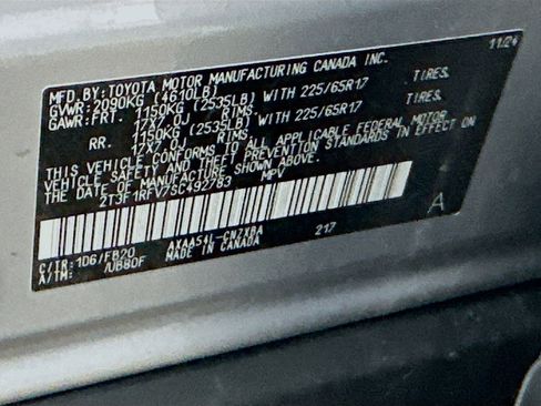 Used 2025 Toyota RAV4 LE image 12