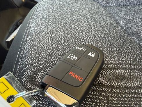 New 2026 RAM ProMaster 2500 w/ Convenience Group image 30