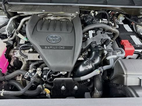Used 2023 Toyota Highlander Limited AWD/4WD image 32