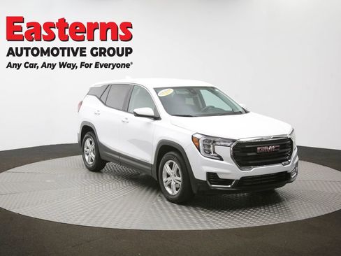 Used 2024 GMC Terrain SLE image 51