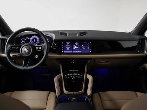 New 2025 Porsche Cayenne image 85