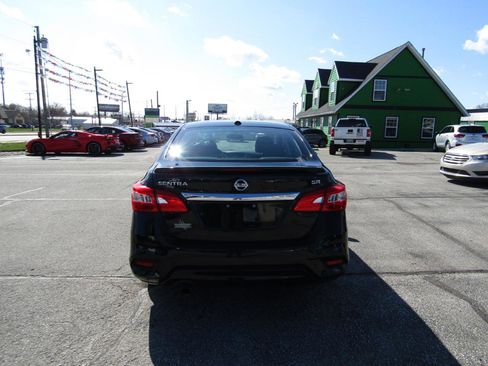 Used 2019 Nissan Sentra SR image 6
