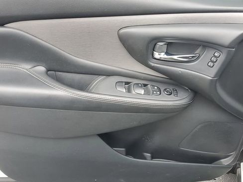 Used 2021 Nissan Murano SL image 16