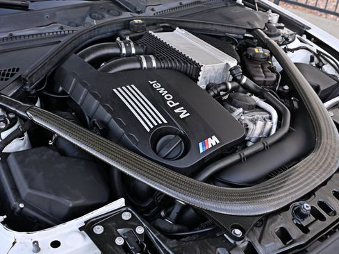 Used 2016 BMW M3 RWD image 63