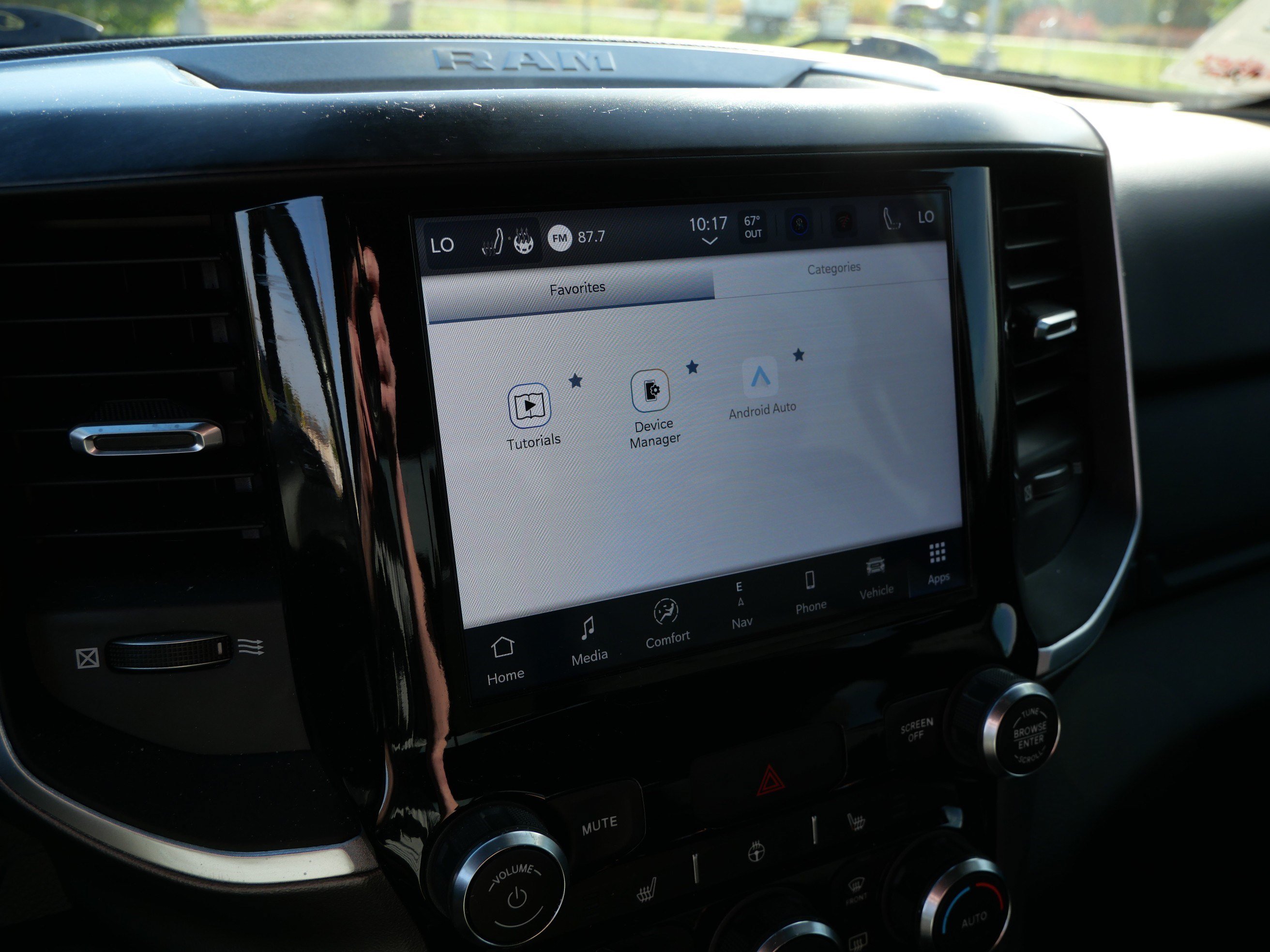 Used 2022 RAM 1500 Big Horn AWD/4WD image 33