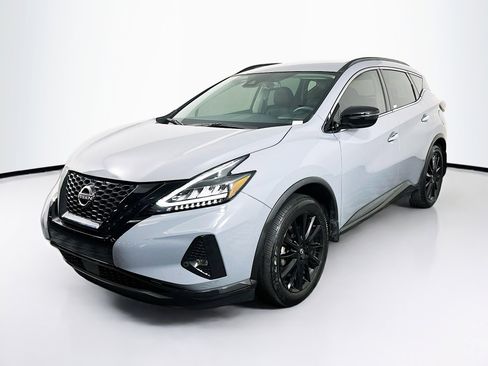 Used 2024 Nissan Murano SV w/ SV Midnight Edition Package FWD image 3