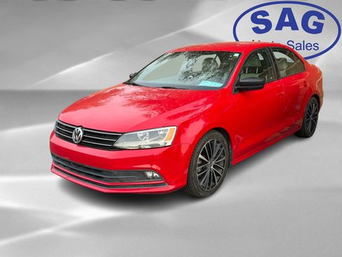 Used 2016 Volkswagen Jetta Sport image 5