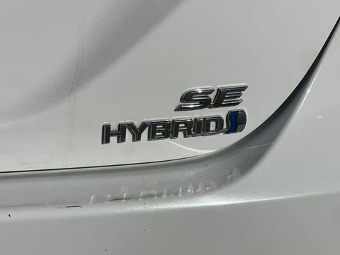 Used 2019 Toyota Camry SE w/ Audio Package FWD image 24