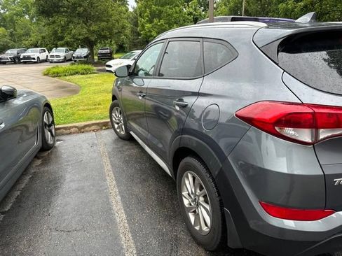 Used 2017 Hyundai Tucson SE Plus AWD/4WD image 10