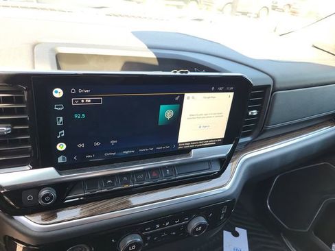 Used 2022 Chevrolet Silverado 1500 LT image 19