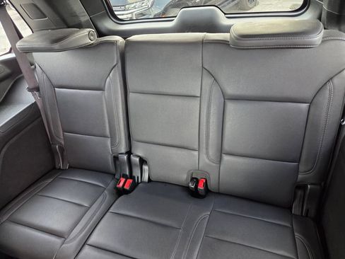 Used 2023 Chevrolet Tahoe LT RWD image 8