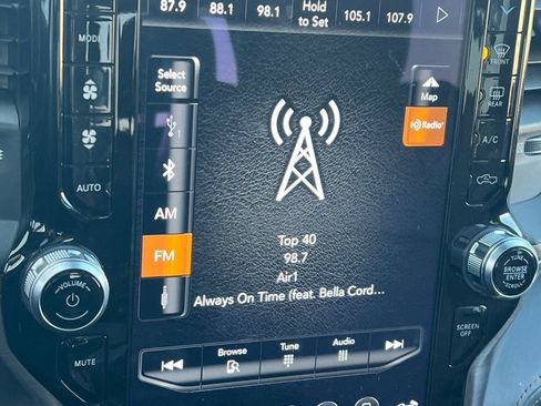 Used 2019 RAM 3500 Limited image 17