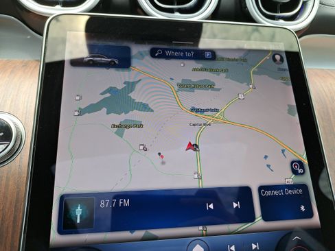 Certified 2025 Mercedes-Benz GLC 350e 4MATIC image 25
