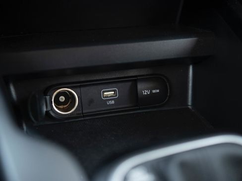 Used 2023 Kia Soul LX image 10