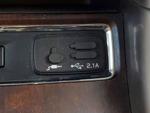 Used 2021 Subaru Ascent Touring image 33