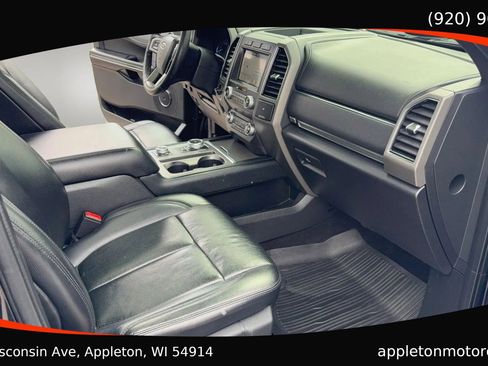 Used 2019 Ford Expedition XLT w/ Equipment Group 202A AWD/4WD image 26