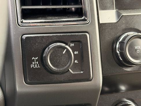 Used 2020 Ford F350 XLT w/ XLT Value Package AWD/4WD image 25