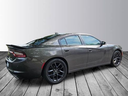 Used 2023 Dodge Charger SXT RWD image 5
